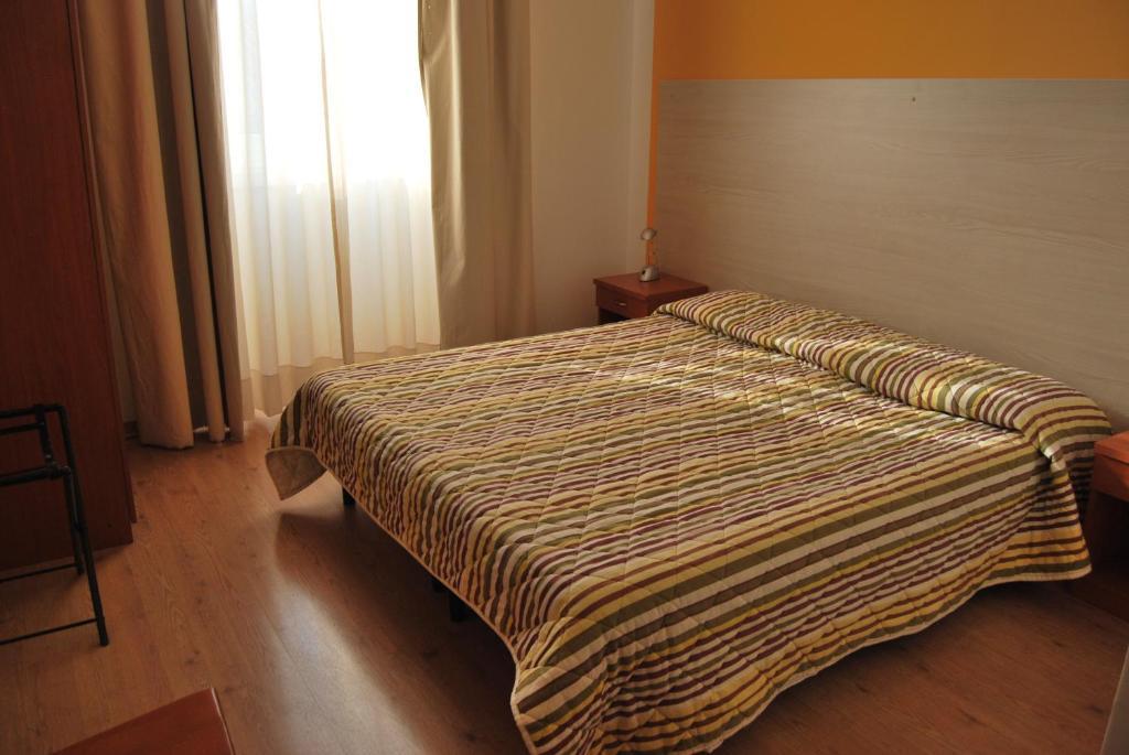 Hotel Alabarda Τεργέστη Δωμάτιο φωτογραφία