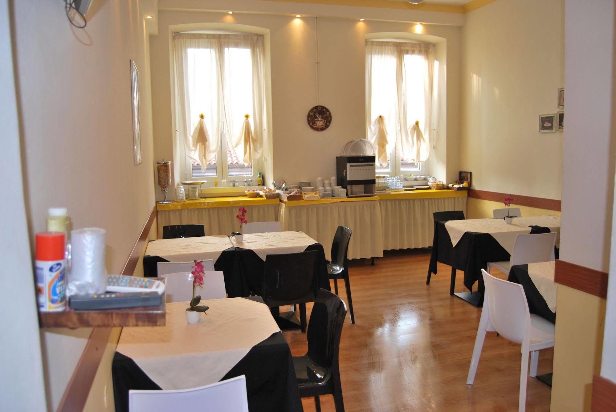 Hotel Alabarda Τεργέστη Εξωτερικό φωτογραφία